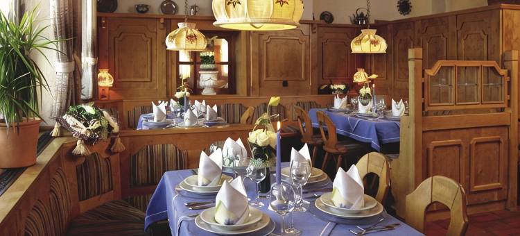 苏姆阿特施罗斯兰迪伊尔酒店(Landidyll Hotel Zum Alten Schloss)图片