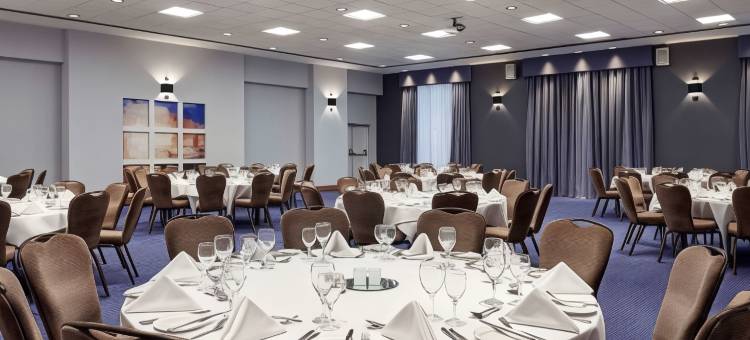 诺富特伦敦斯坦斯特德机场酒店(Novotel London Stansted Airport)图片