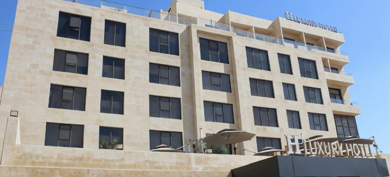 H豪华酒店(H Luxury Hotel)图片