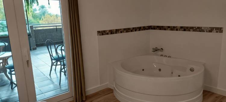 Garden Rous 客栈(Hostal Garden Rous)图片