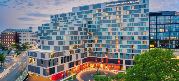 波士顿海港区欢朋酒店(Hampton Inn by Hilton Boston Seaport District)图片