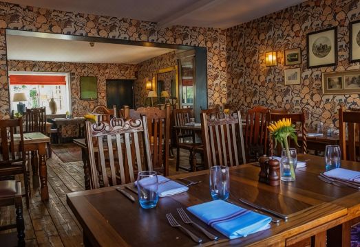 The Stag and Huntsman at HambledenHotel Overview