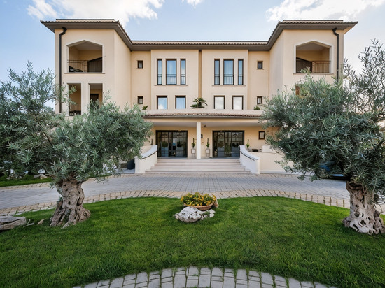 法比亚诺宫殿贝斯特韦斯特精品别墅酒店