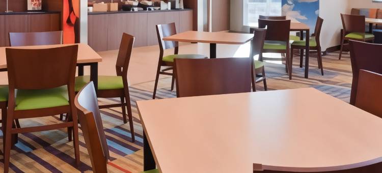 Fairfield Inn & Suites Martinsburg图片