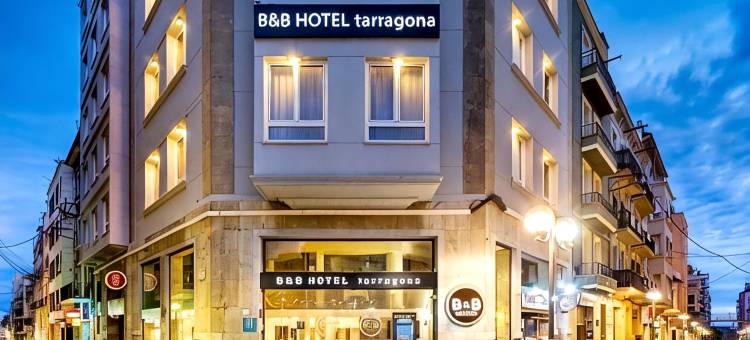 塔拉戈纳中心乌比斯住宿加早餐旅馆(B&B Hotel Tarragona Centro Urbis)图片