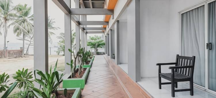 红多兹Plus酒店-近梅拉克港(RedDoorz Plus Near Pelabuhan Merak)图片