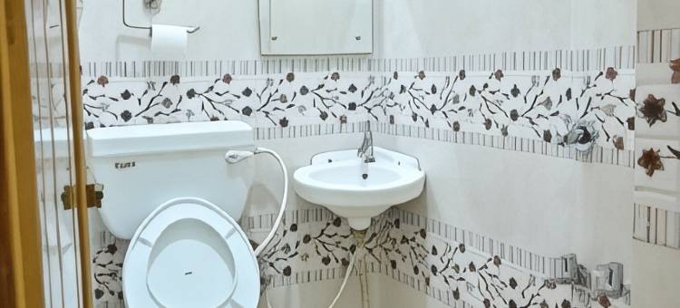 福尔斯特皇冠酒店(Hotel First Crown)图片