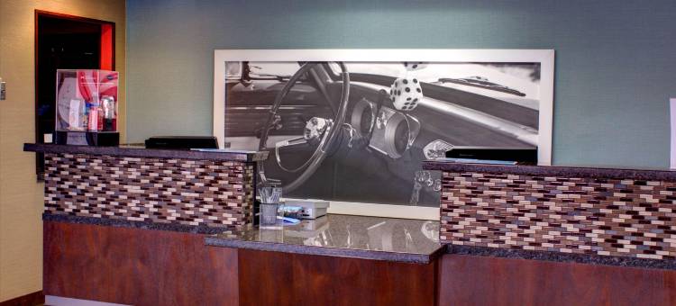 代托纳赛道机场欢朋酒店(Hampton Inn Daytona Beach-Speedway/Airport)图片