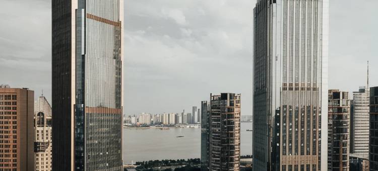 乐宿·汐菲酒店(南昌八一广场青山路口地铁站店)图片