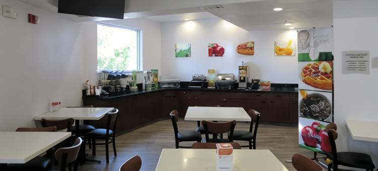 西北弗雷斯诺凯艺酒店(Quality Inn & Suites Fresno Northwest)图片
