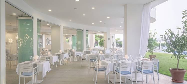 特罗佩亚无限度假村旅店(Infinity Resort Tropea)图片