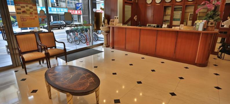 台南剑桥大饭店-台南店图片