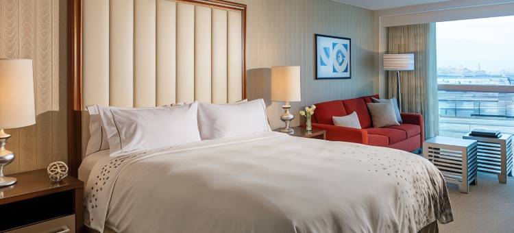 纽瓦克机场万丽酒店(Renaissance Newark Airport Hotel)图片