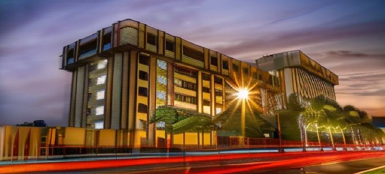 迈阿密国际机场克拉丽奥酒店及套房(Clarion Inn & Suites Miami International Airport)图片