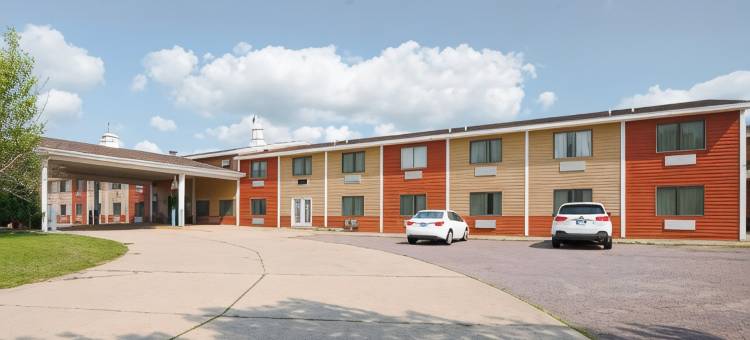 OYO 雷德伍德福尔斯酒店 - 近杰克波特娱乐场(OYO Hotel Redwood Falls Near Jackpot Casino)图片