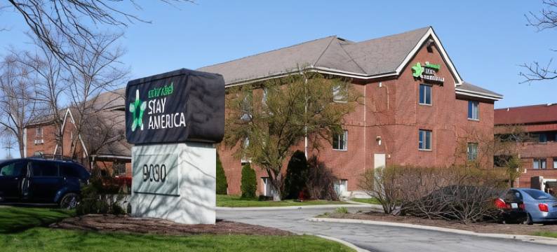 美茵斯坦套房酒店印第安纳波利斯西北 - 学院公园(MainStay Suites Indianapolis Northwest - College Parks)图片