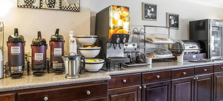 品质酒店-柯克兰(Quality Inn Kirkland)图片