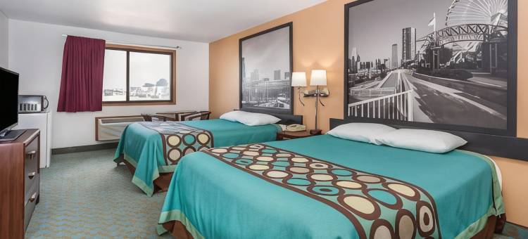 伯旁奈斯-坎卡基地区速8酒店(Super 8 by Wyndham Bourbonnais/Kankakee Area)图片