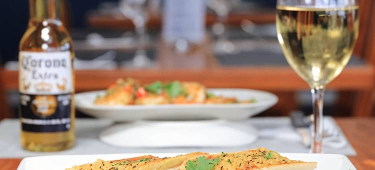 比洛埃拉中心汽车旅馆和格雷维利亚牛排馆和酒吧(Biloela Centre Motel & Grevillea Steakhouse & Bar)图片