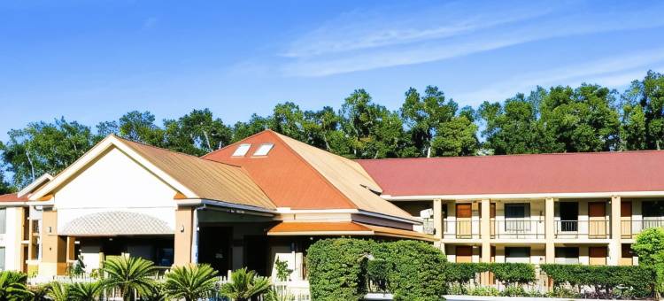 凯艺酒店-近海牛泉州立公园(Quality Inn Near Manatee Springs State Park)图片