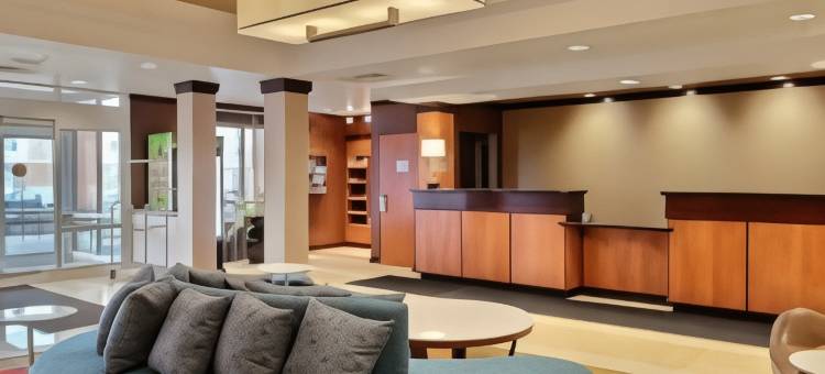 Fairfield Inn & Suites Milwaukee Airport图片