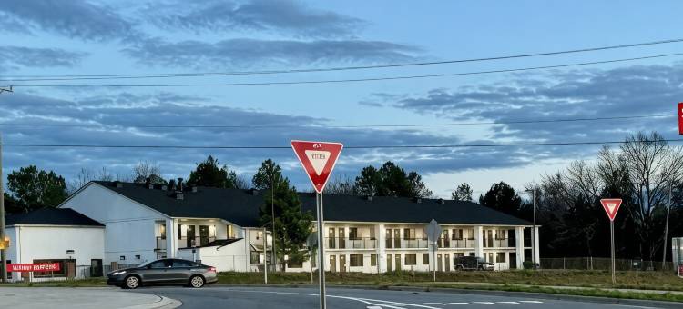 温德姆坎纳波利斯速8酒店(Super 8 by Wyndham Kannapolis)图片