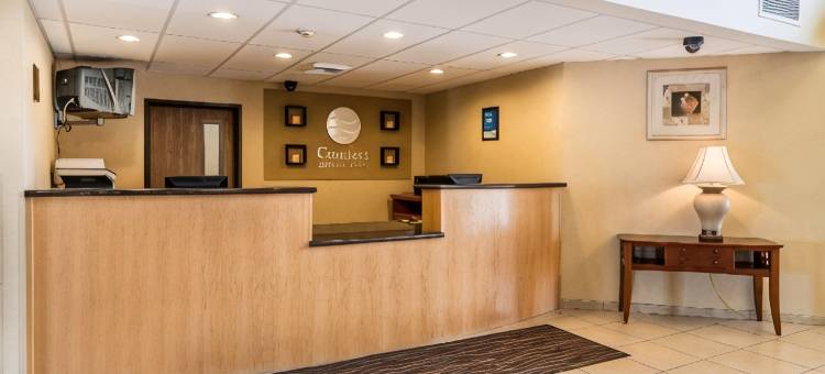 舒适套房酒店(Comfort Inn & Suites)图片