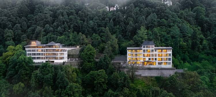 慕苏里的jüSTa圆形橡木(Justa Hollow Oak, Mussoorie)图片