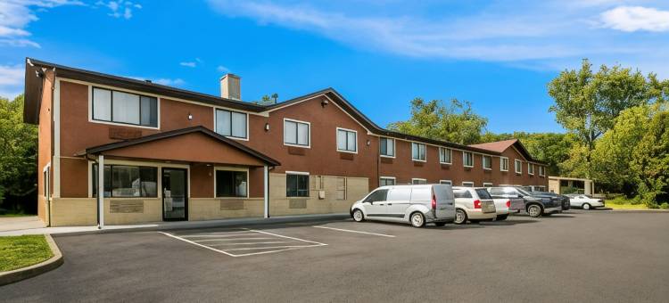 罗德威旅馆德尔蒙特(Rodeway Inn Delmont)图片