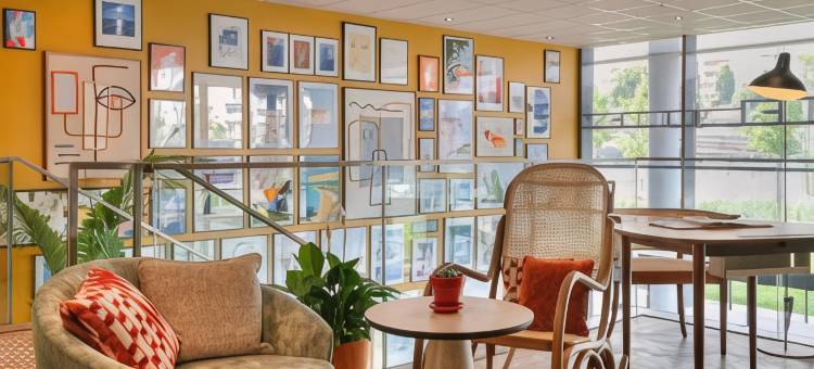 尼斯蔚蓝海岸机场诺富特套房酒店(Novotel Suites Nice Airport)图片