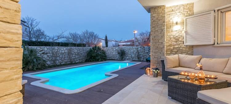 带游泳池的白玫瑰豪华别墅(Villa White Rose with Private Pool)图片