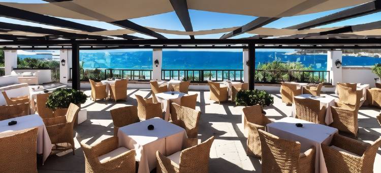 卡波特斯塔科隆纳大酒店(Colonna Grand Hotel Capo Testa, a Colonna Luxury Beach Hotel, Santa Teresa Sardegna)图片