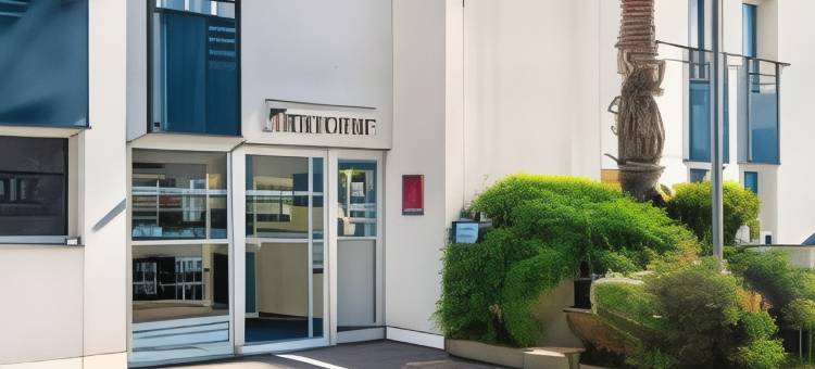 戛纳虎门普拉民宿酒店(B&B Hotel Cannes la Bocca Plage)图片