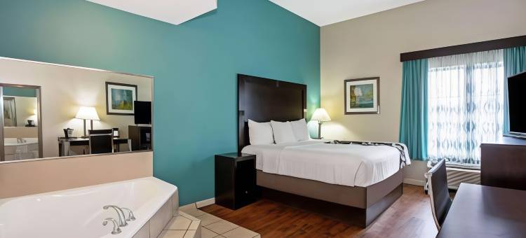 PCB码头公园区拉昆塔温德姆套房酒店(La Quinta Inn & Suites by Wyndham PCB Pier Park Area)图片