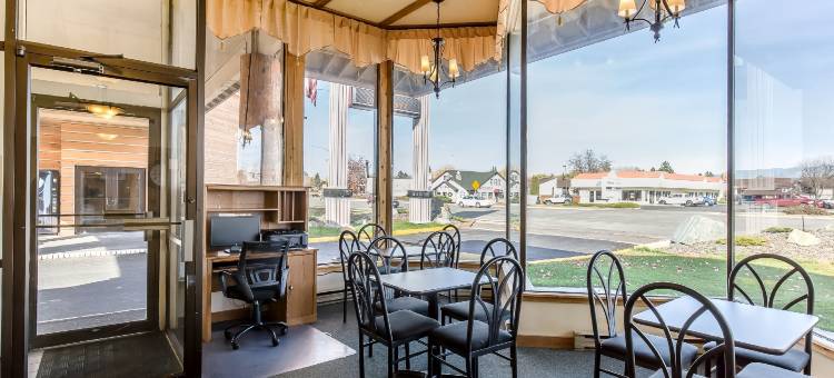 伊克诺旅馆及套房卡利斯佩尔 - 冰川国家公园门户酒店(Econo Lodge Inn & Suites Kalispell - Glacier National Park Gateway)图片