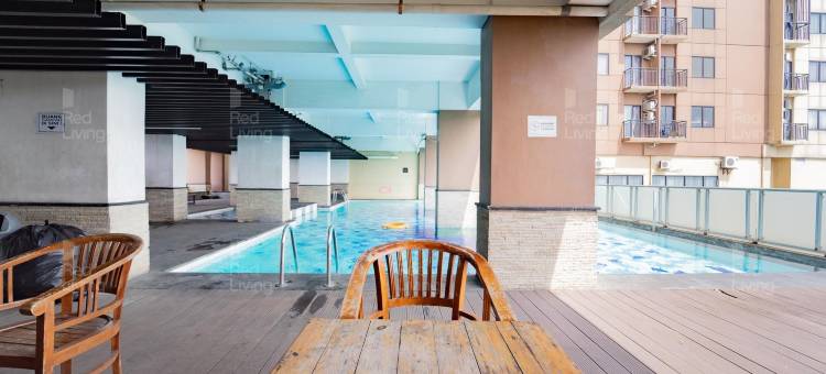 RedLiving Apartemen Tamansari Panoramic - Rasya Room图片