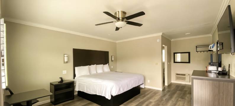 洛克维尤酒店套房(Rockview Inn and Suites)图片