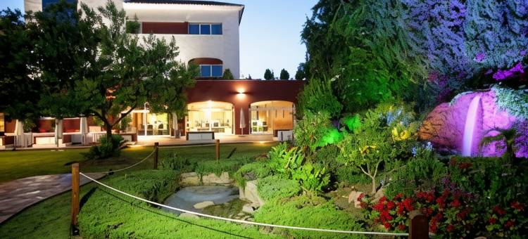 马拉加机场庄园男孩住宿(Cortijo Chico Málaga Airport)图片