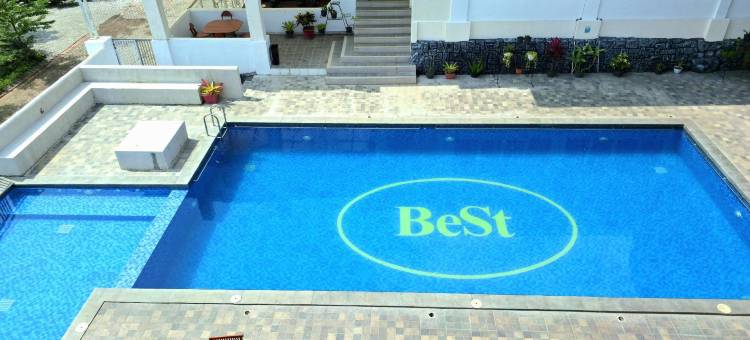 Azana BeSt Hotel图片