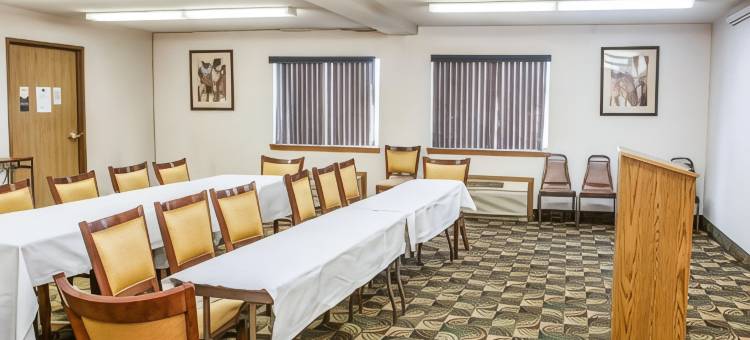 莱巴嫩I-65凯艺套房酒店(Quality Inn & Suites Lebanon I-65)图片