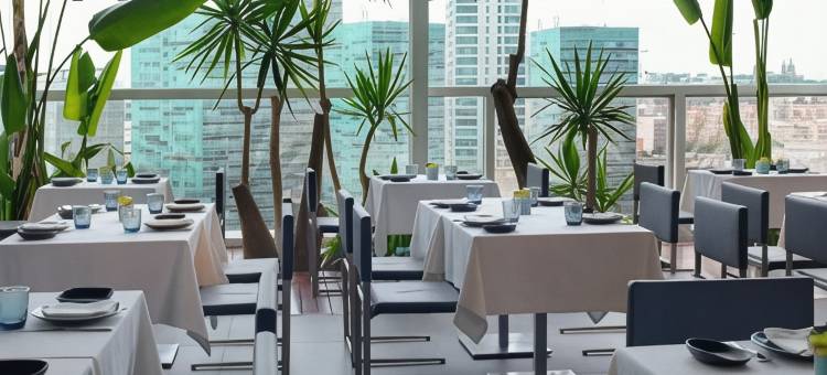 万丽巴塞罗那费拉酒店(Renaissance Barcelona Fira Hotel)图片