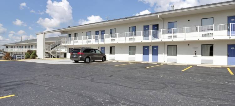 克利夫兰-米德尔堡6号汽车旅馆(Motel 6 Middleburg Heights, Oh - Cleveland)图片