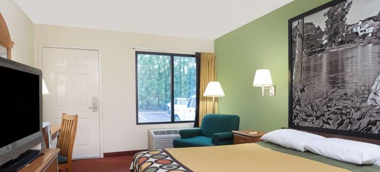 拉沃尼亚速8酒店(Super 8 by Wyndham Lavonia)图片