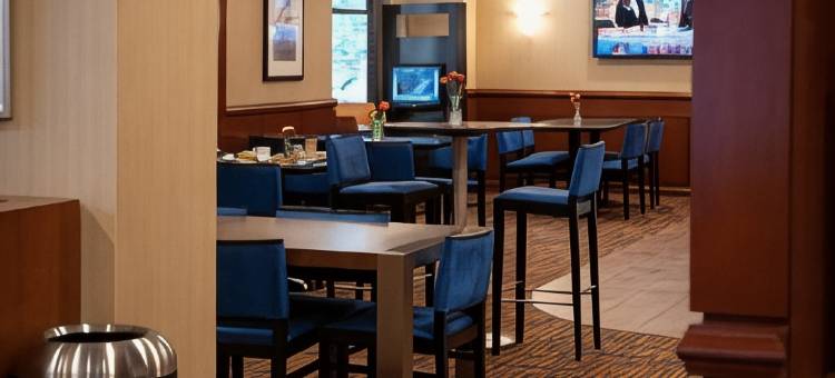 波士顿可普雷广场万怡酒店(Courtyard Boston Copley Square)图片