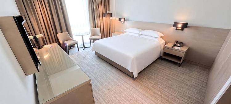 马斯喀特机场诺富特酒店(Novotel Muscat Airport)图片