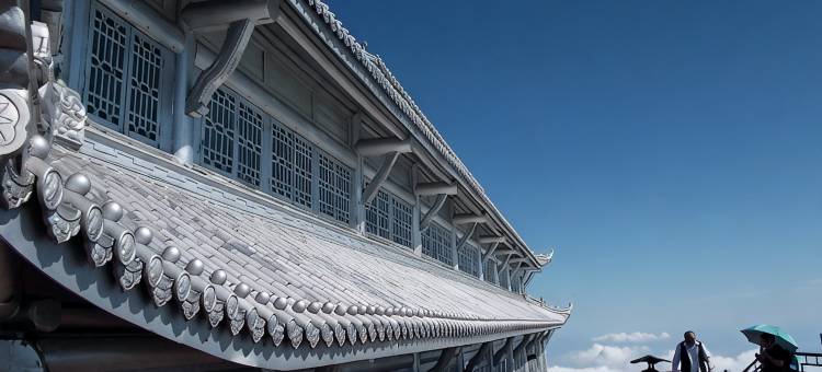 峨眉山金顶山庄图片
