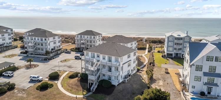 蔚蓝之间 - 海滨2卧2卫公寓，带泳池(Between The Blue - Oceanside 2B/2B Condo w/ Pool)图片
