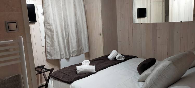 Luxurious Chalet in a Quiet and Ideal Location - Classified图片