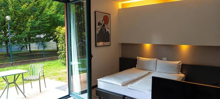 卡萨尔贝尔戈 - LVG 酒店精选高级湖景公寓(LVG Hotel Collection - CasAlbergo)图片