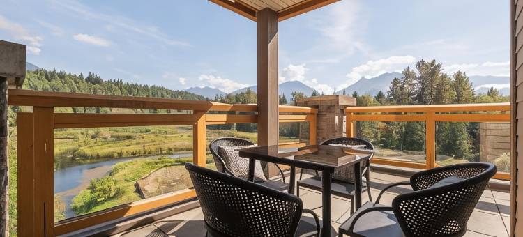 斯阔米什行政套房度假酒店(Executive Suites Hotel and Resort - Squamish BC)图片